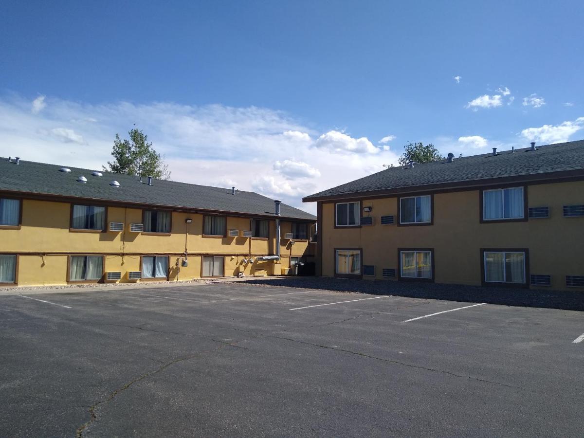 Super 8 By Wyndham Craig Hotel Exterior foto